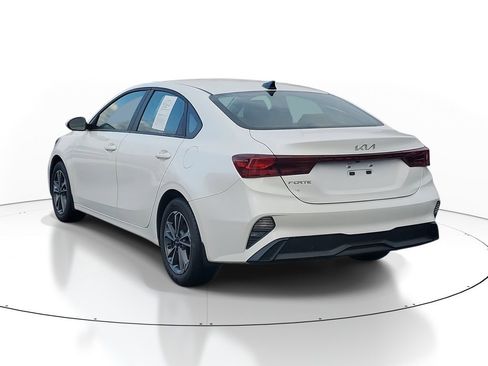 Certified 2024 Kia Forte LXS image 3