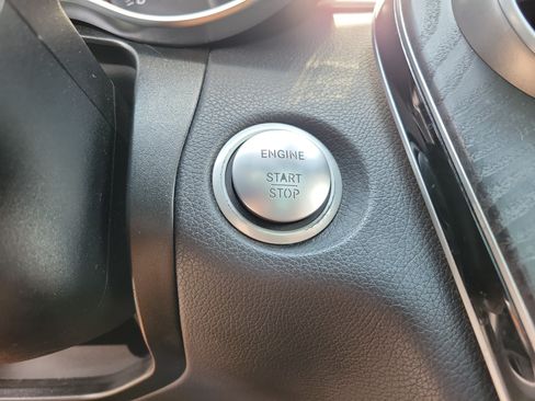 Used 2017 Mercedes-Benz GLC 300 image 16