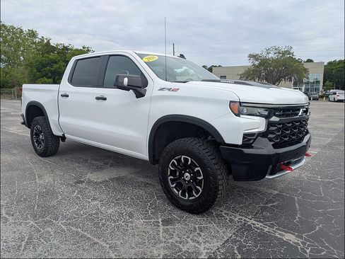 Used 2026 Chevrolet Silverado 1500 ZR2 AWD/4WD image 2