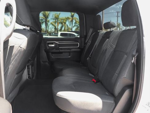 Used 2019 RAM 2500 Big Horn AWD/4WD image 32