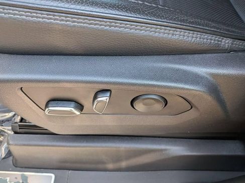 Used 2023 GMC Sierra 1500 Denali w/ Technology Package AWD/4WD image 13