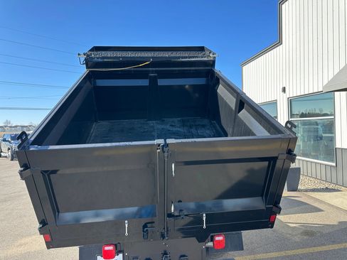 Used 2023 RAM 3500 Tradesman image 19