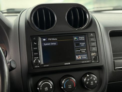 Used 2017 Jeep Patriot High Altitude AWD/4WD image 20