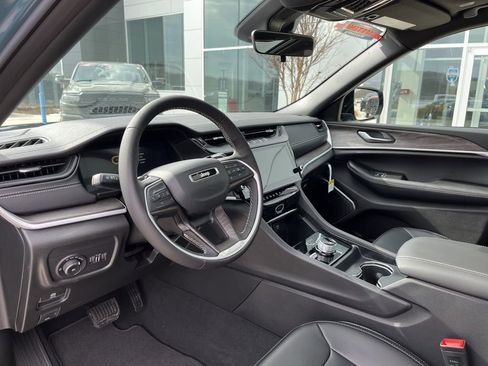 New 2026 Jeep Grand Cherokee Limited image 6