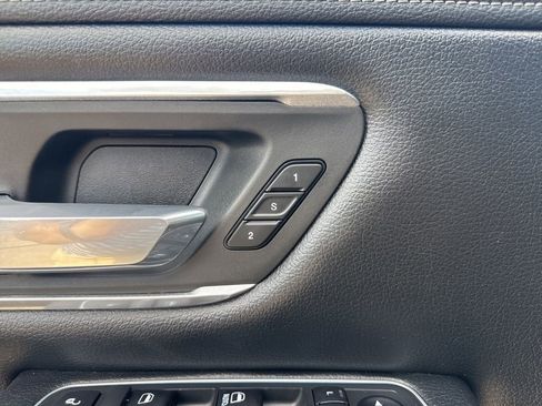 Used 2020 RAM 1500 Laramie w/ Sport Appearance Package image 33