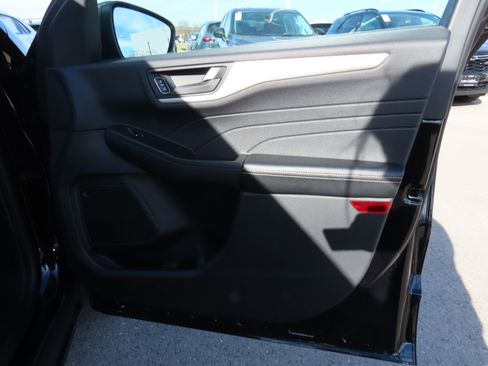 Used 2022 Ford Escape SE w/ Convenience Package image 9