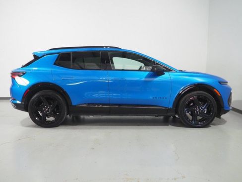 Used 2024 Chevrolet Equinox EV FWD RS w/2RS image 4