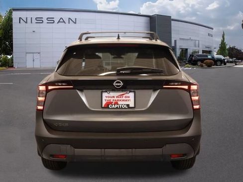 New 2026 Nissan Kicks SV w/ Cold Weather Package FWD image 4