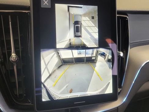 New 2026 Volvo XC60 B5 Ultra w/ Protection Package Premier image 15