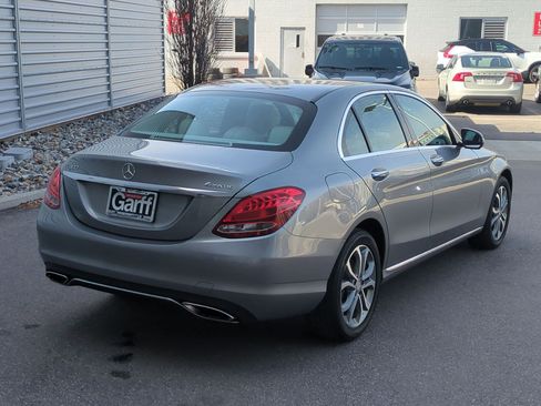 Used 2015 Mercedes-Benz C 300 4MATIC Sedan image 3