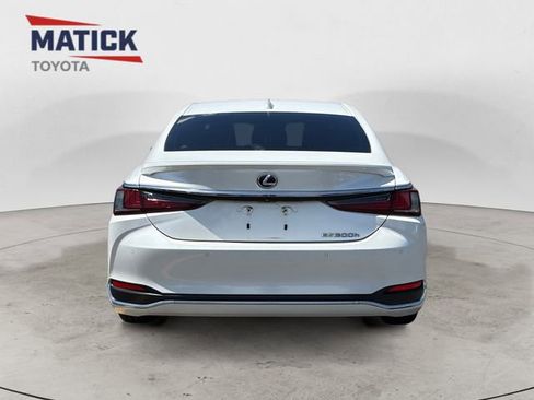 Used 2019 Lexus ES 300h w/ Premium Package FWD image 6