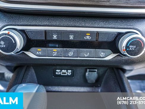 Used 2025 Nissan Altima 2.5 SV image 41