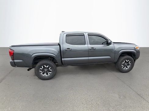 Used 2021 Toyota Tacoma SR AWD/4WD image 3