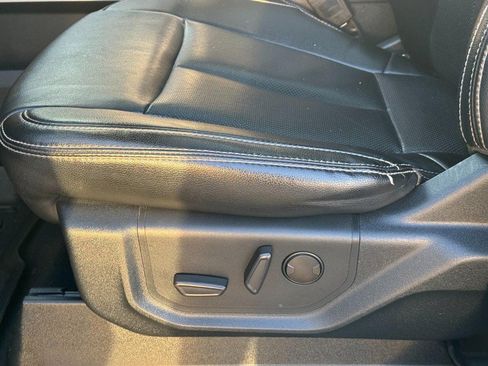 Used 2021 Ford F250 Lariat w/ FX4 Off-Road Package image 27