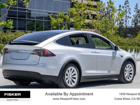 Used 2018 Tesla Model X 100D AWD/4WD image 7