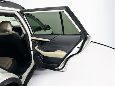 Used 2022 Subaru Outback Limited AWD/4WD image 32