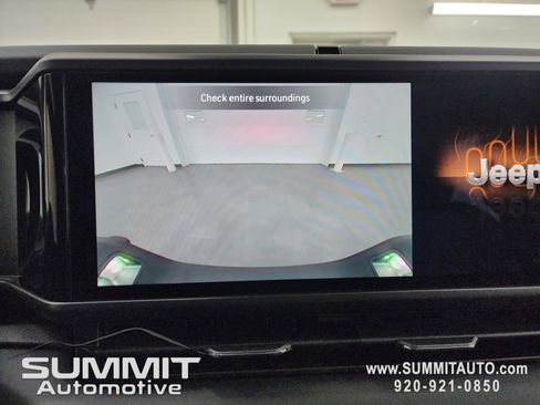 New 2026 Jeep Gladiator Sport image 14