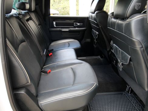 Used 2018 RAM 1500 Limited AWD/4WD image 41