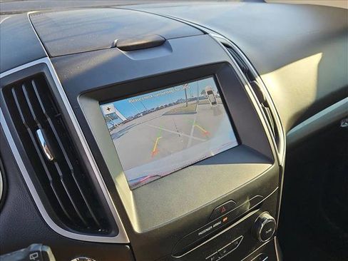 Used 2018 Ford Edge SEL w/ Equipment Group 201A image 12