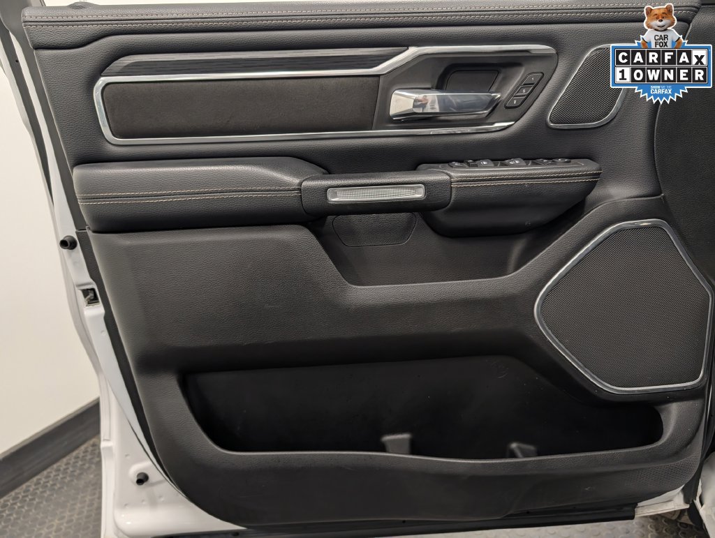 Used 2023 RAM 1500 Laramie AWD/4WD image 8