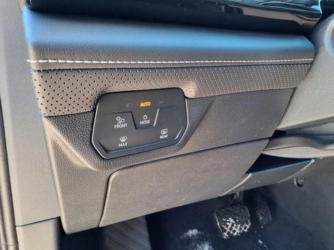 New 2026 Volkswagen Atlas SE AWD/4WD image 48