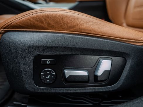 Used 2021 BMW M340i w/ Parking Assistance Package image 27