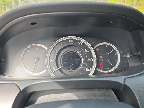 Used 2015 Honda Accord EX-L image 18