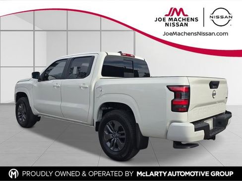 New 2026 Nissan Frontier SV w/ Tow Package AWD/4WD image 4