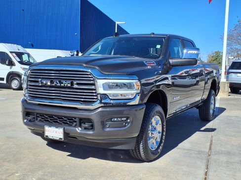 Used 2024 RAM 2500 Laramie w/ Safety Group image 4