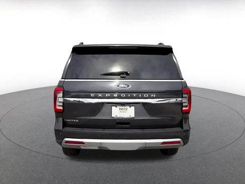 Used 2024 Ford Expedition Limited RWD image 12