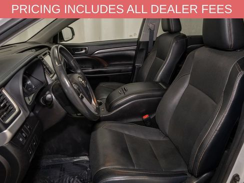 Used 2019 Toyota Highlander Limited FWD image 14