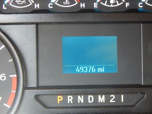 Used 2022 Ford F250 XL w/ Power Equipment Group image 24