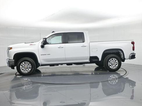 Used 2023 Chevrolet Silverado 2500 LT image 28