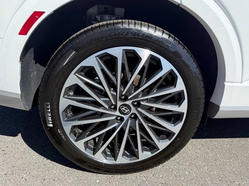 Certified 2026 Hyundai Palisade Calligraphy AWD/4WD image 36