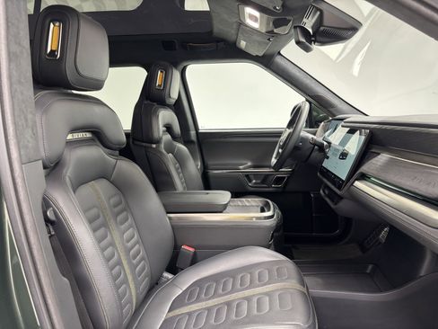 Used 2023 Rivian R1S Adventure AWD/4WD image 24