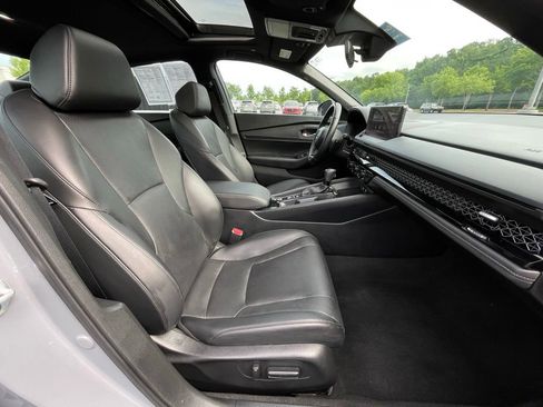 Used 2025 Honda Accord Sport image 33