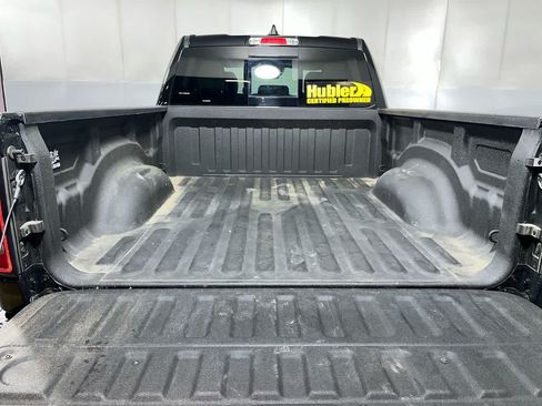 Used 2023 RAM 1500 Laramie AWD/4WD image 28