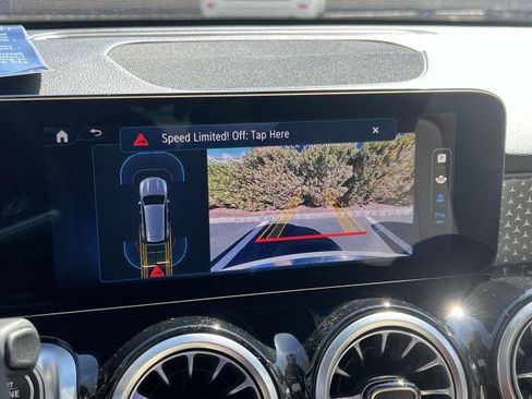 Certified 2024 Mercedes-Benz GLB 250 4MATIC image 32