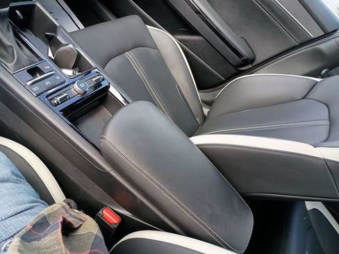 New 2025 Kia K5 GT-Line FWD image 27