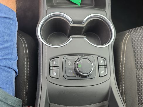 Used 2023 GMC Terrain SLE w/ Driver Convenience Package AWD/4WD image 23