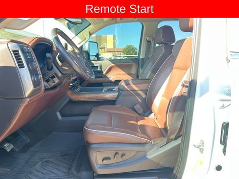 Used 2019 Chevrolet Silverado 2500 High Country w/ Duramax Plus Package image 11