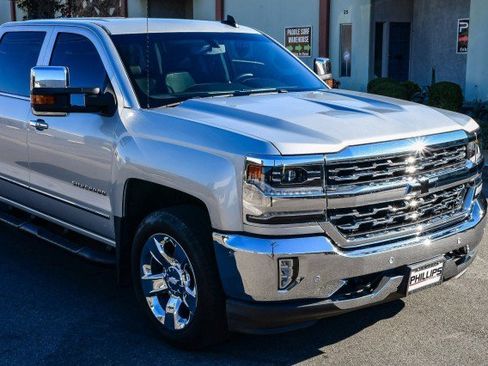 Used 2017 Chevrolet Silverado 1500 LTZ w/ LTZ Plus Package image 3