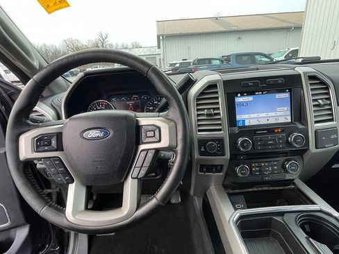 Used 2017 Ford F250 Lariat w/ Chrome Package image 36
