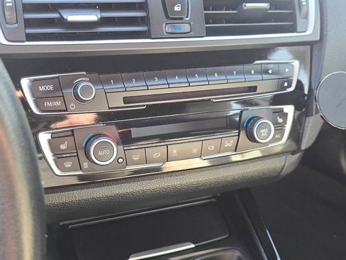 Used 2017 BMW 230i xDrive 230i xDrive AWD 2dr Coupe image 14