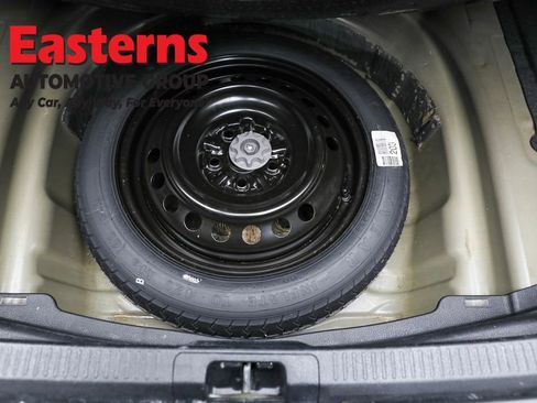 Used 2019 Toyota Camry SE image 20