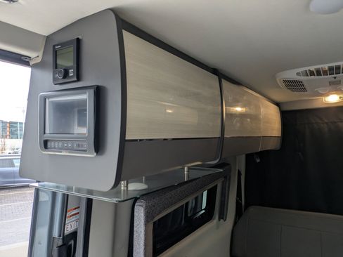 Used 2022 Mercedes-Benz Sprinter 2500 image 30