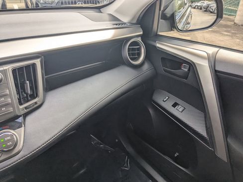 Used 2013 Toyota RAV4 XLE image 4