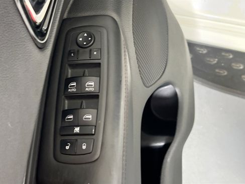 Used 2022 Dodge Durango R/T w/ Blacktop Package image 18