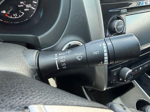 Used 2015 Nissan Altima 2.5 SV w/ Convenience Package image 22