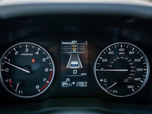 Certified 2025 Subaru Forester Limited w/ Popular Package #2 image 10